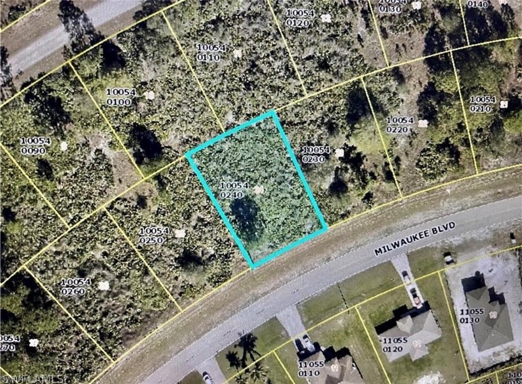 1161 Milwaukee BLVD LEHIGH ACRES, FL 33974