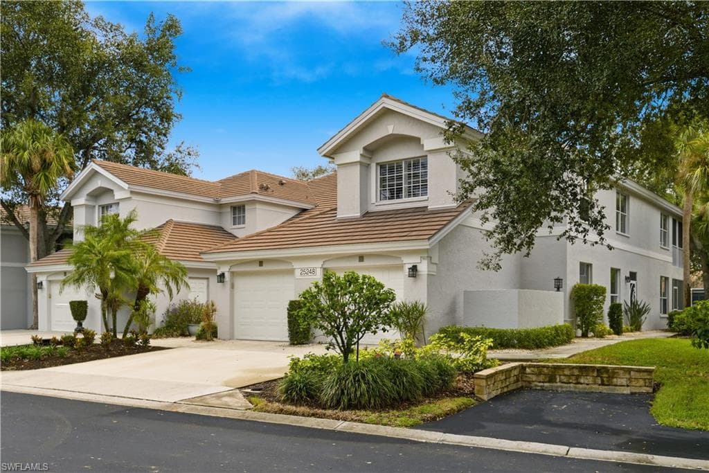 25248 Pelican Creek CIR 102 BONITA SPRINGS, FL 34134