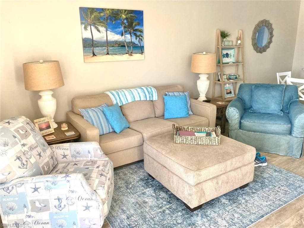6750 Huntington Lakes CIR 103 NAPLES, FL 34119