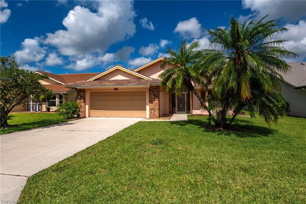 441 Countryside DR NAPLES, FL 34104