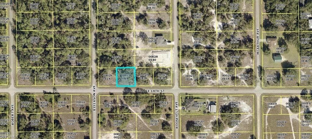 2603 18th ST LEHIGH ACRES, FL 33972