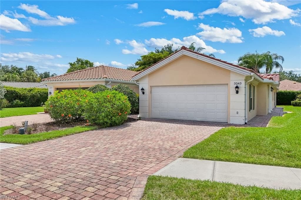 3343 Cayman LN NAPLES, FL 34119