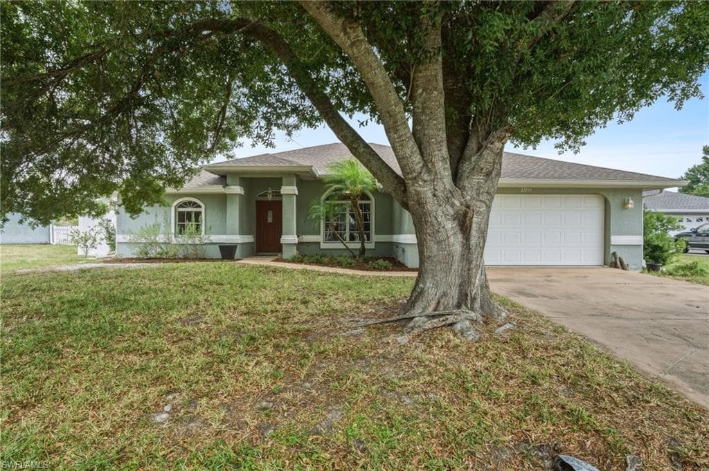 23244 Safari AVE PORT CHARLOTTE, FL 33954