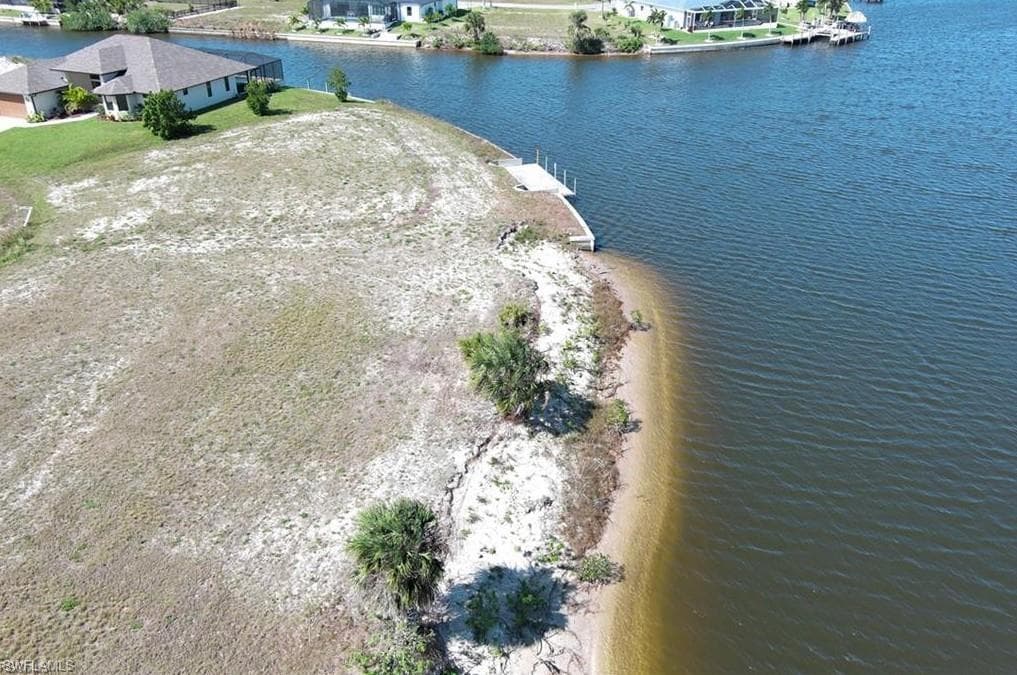 4213 NW 39th ST CAPE CORAL, FL 33993