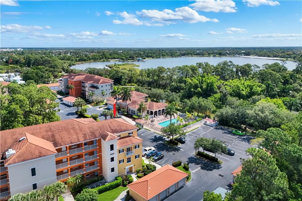4500 Botanical Place CIR 107 NAPLES, FL 34112
