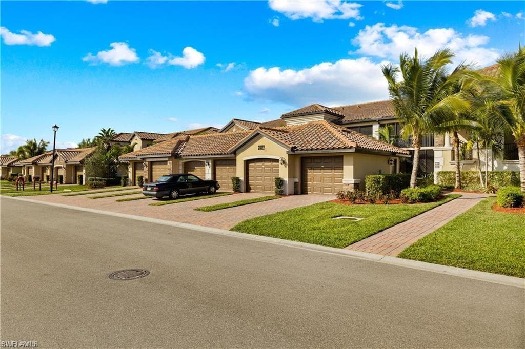 28022 Bridgetown CT 4815 BONITA SPRINGS, FL 34135