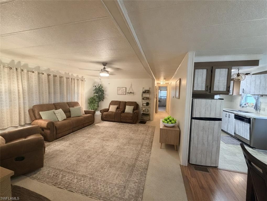 514 Blossom CT NORTH FORT MYERS, FL 33917