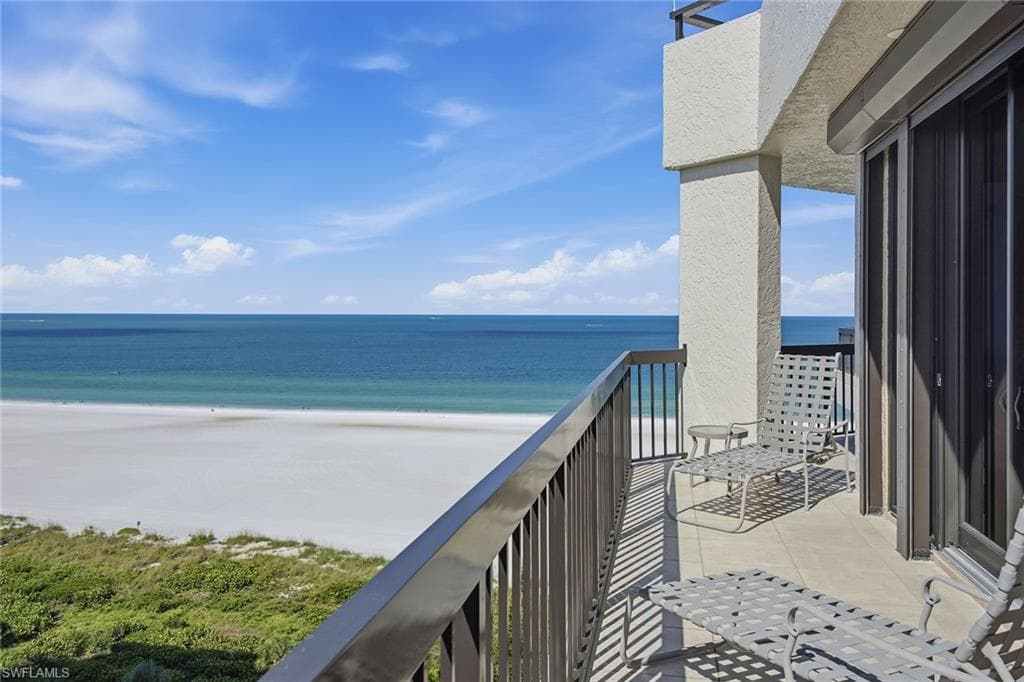 174 Collier BLVD PH-D MARCO ISLAND, FL 34145