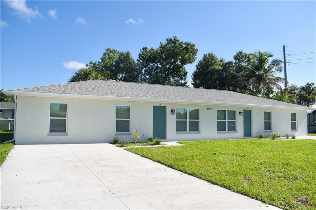 2987 Thomas ST FORT MYERS, FL 33916