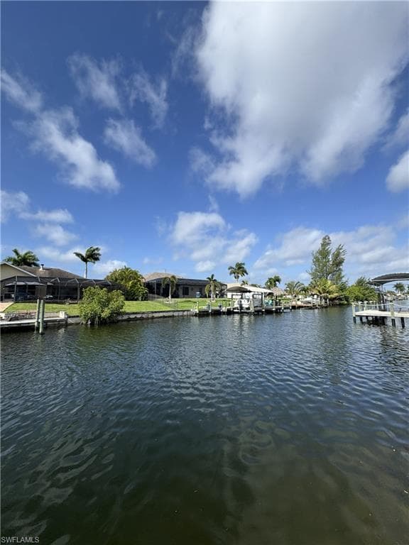 404 SE 29th ST CAPE CORAL, FL 33904