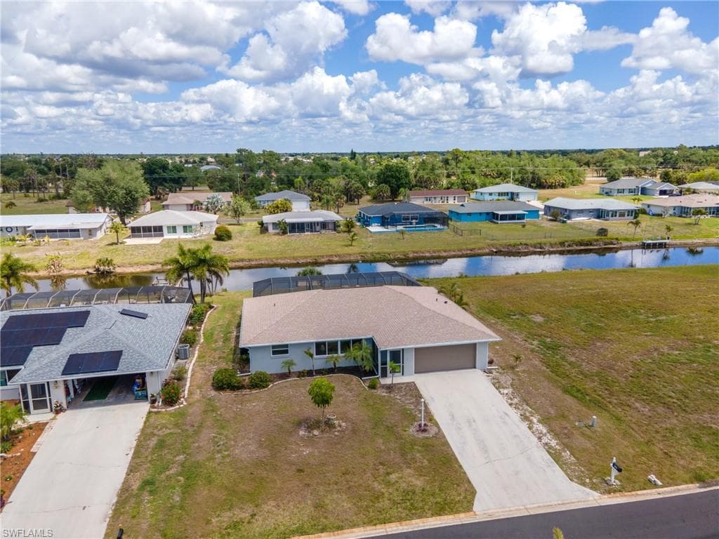 155 Caddy RD ROTONDA WEST, FL 33947