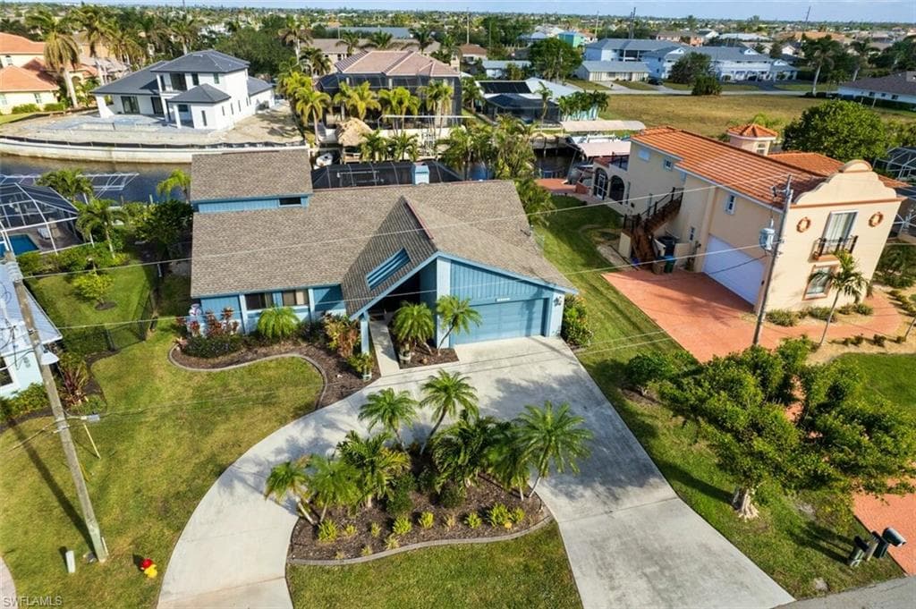 1221 SW 49th ST CAPE CORAL, FL 33914