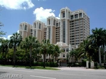 7117 Pelican Bay BLVD 1202 NAPLES, FL 34108