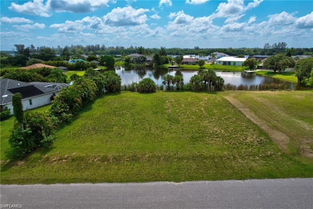 17091 Waters Edge CIR NORTH FORT MYERS, FL 33917