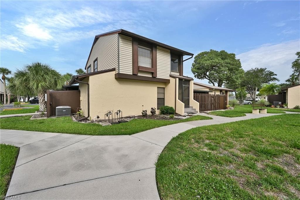 711 12th AVE 134 CAPE CORAL, FL 33990