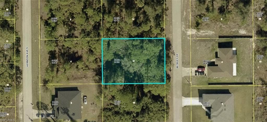 180 Beckley DR LEHIGH ACRES, FL 33974