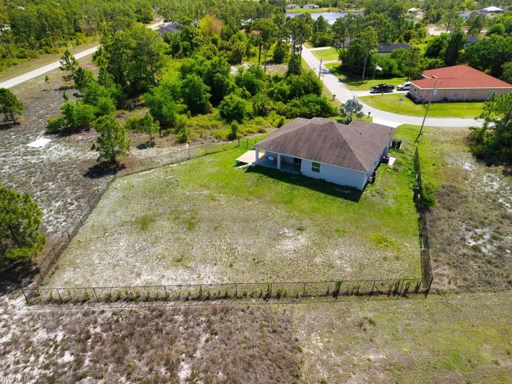 1211 Eclat ST E LEHIGH ACRES, FL 33974