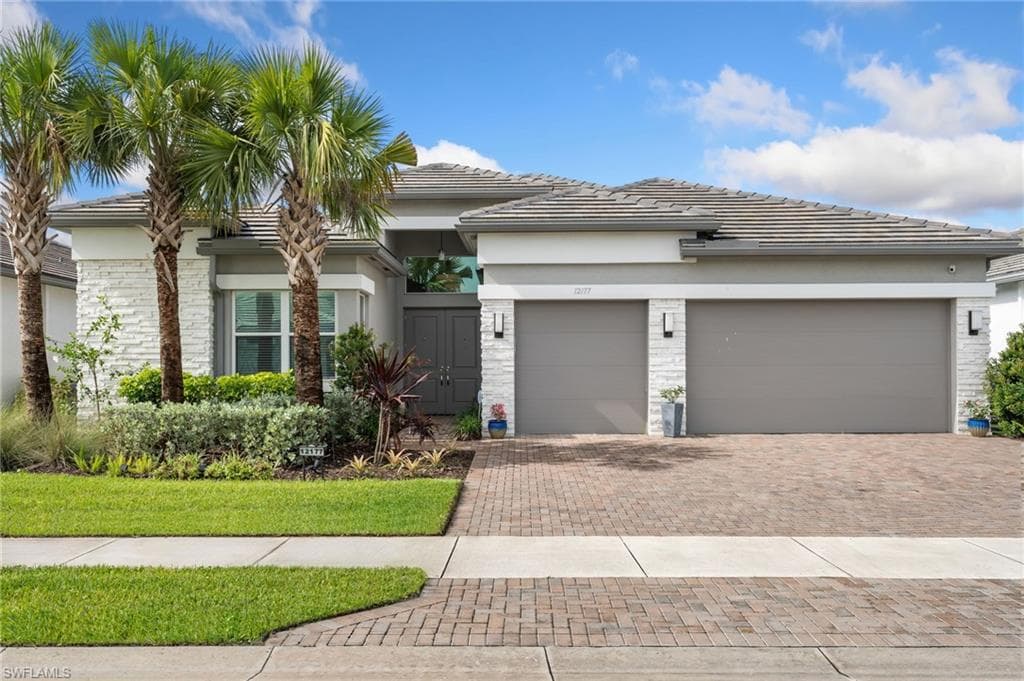 12177 Eucalyptus WAY NAPLES, FL 34120