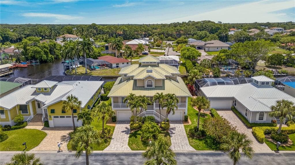 27041 Flamingo DR BONITA SPRINGS, FL 34135
