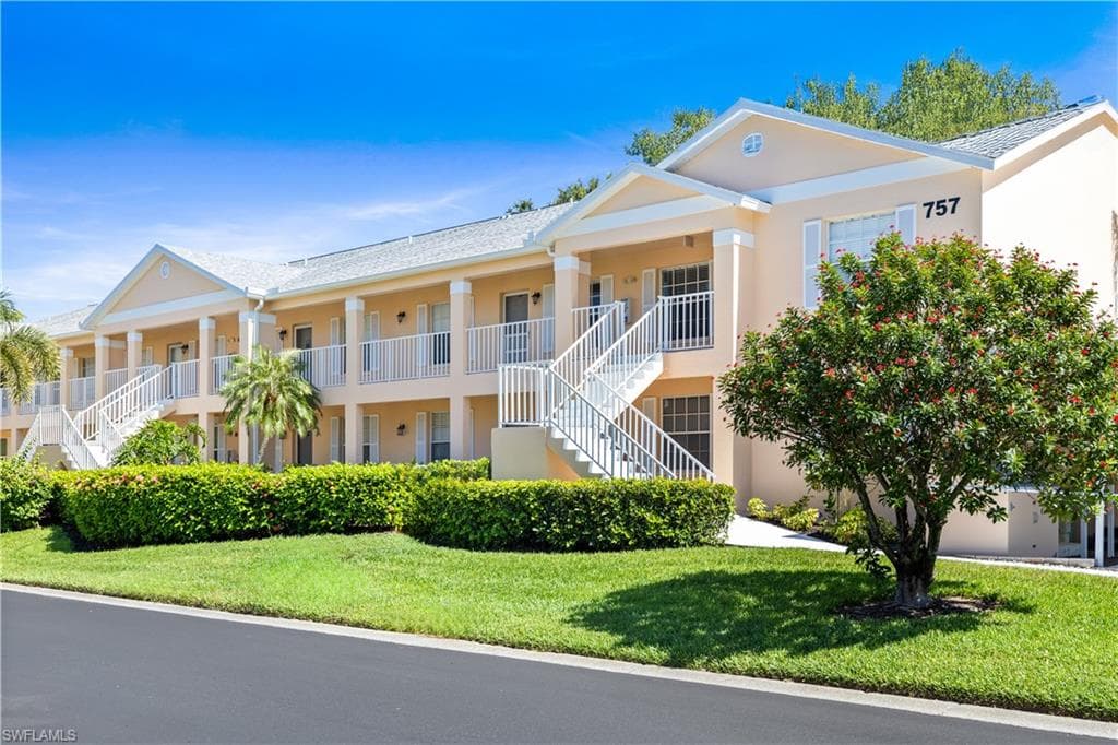 757 Wiggins Lake DR 106 NAPLES, FL 34110