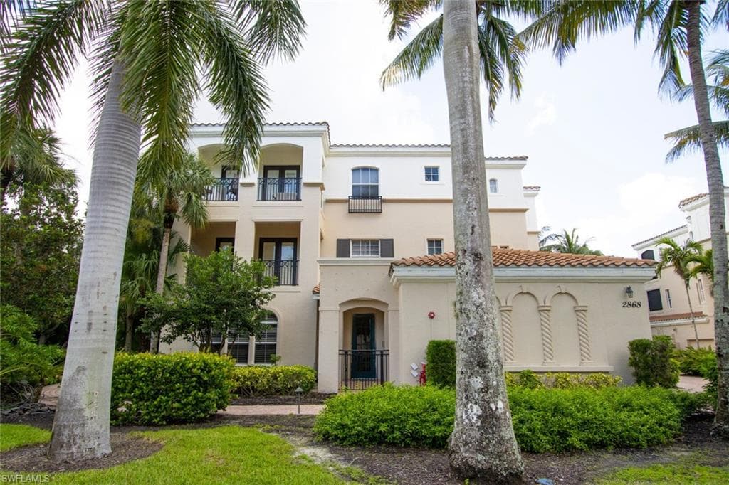 2868 Tiburon BLVD E 102 NAPLES, FL 34109