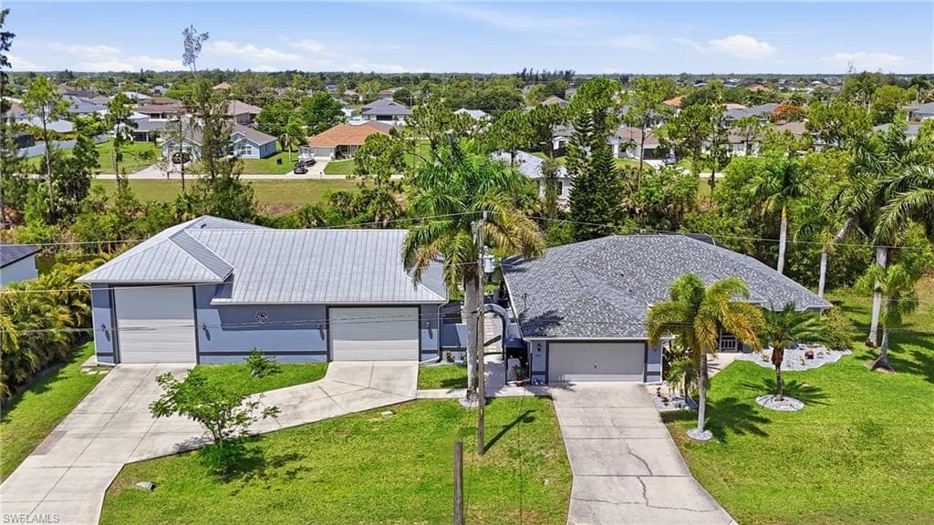 4304 NE 23rd PL CAPE CORAL, FL 33909