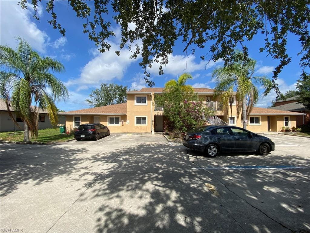 3806 SW 7th PL 102 CAPE CORAL, FL 33914