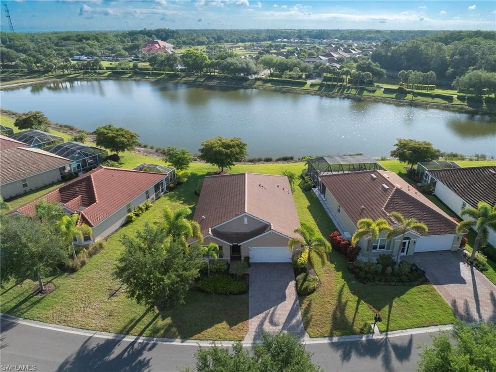 2897 Apple Blossom DR ALVA, FL 33920