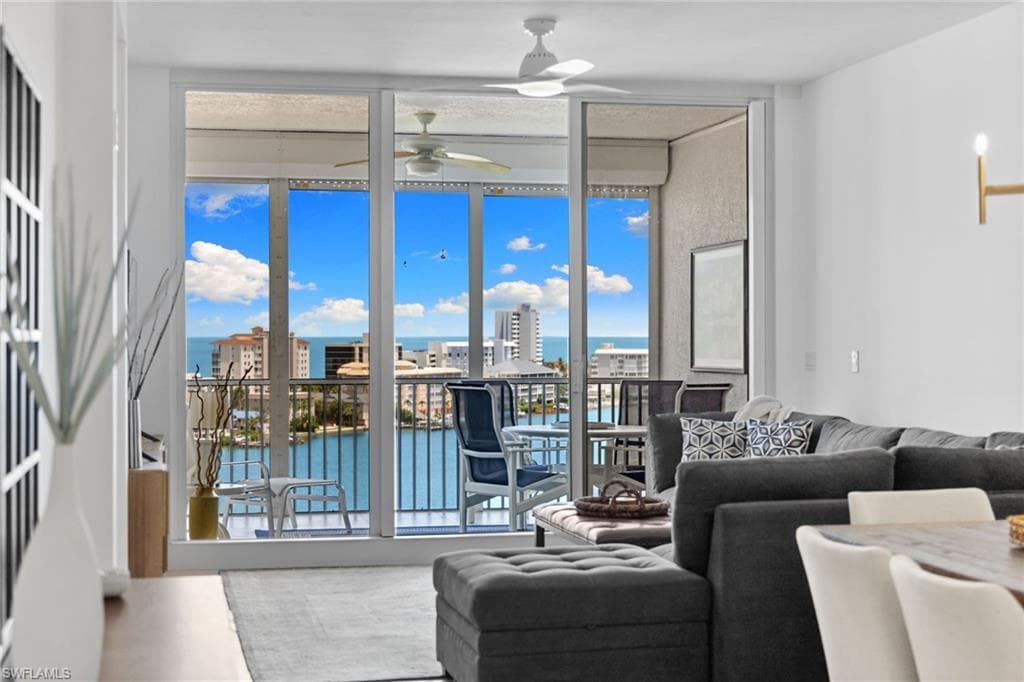 400 Flagship DR 1104 NAPLES, FL 34108