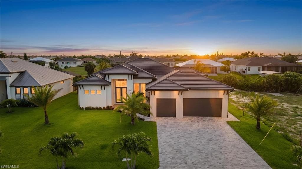 1216 NW 32nd PL CAPE CORAL, FL 33993