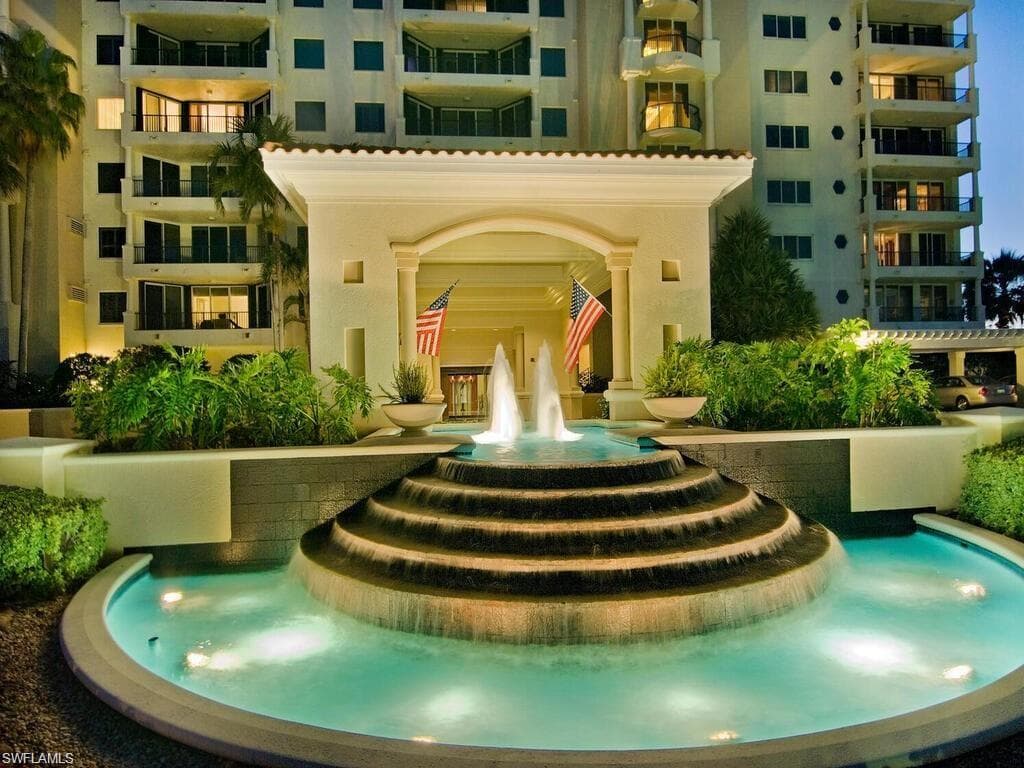 7425 Pelican Bay BLVD 603 NAPLES, FL 34108
