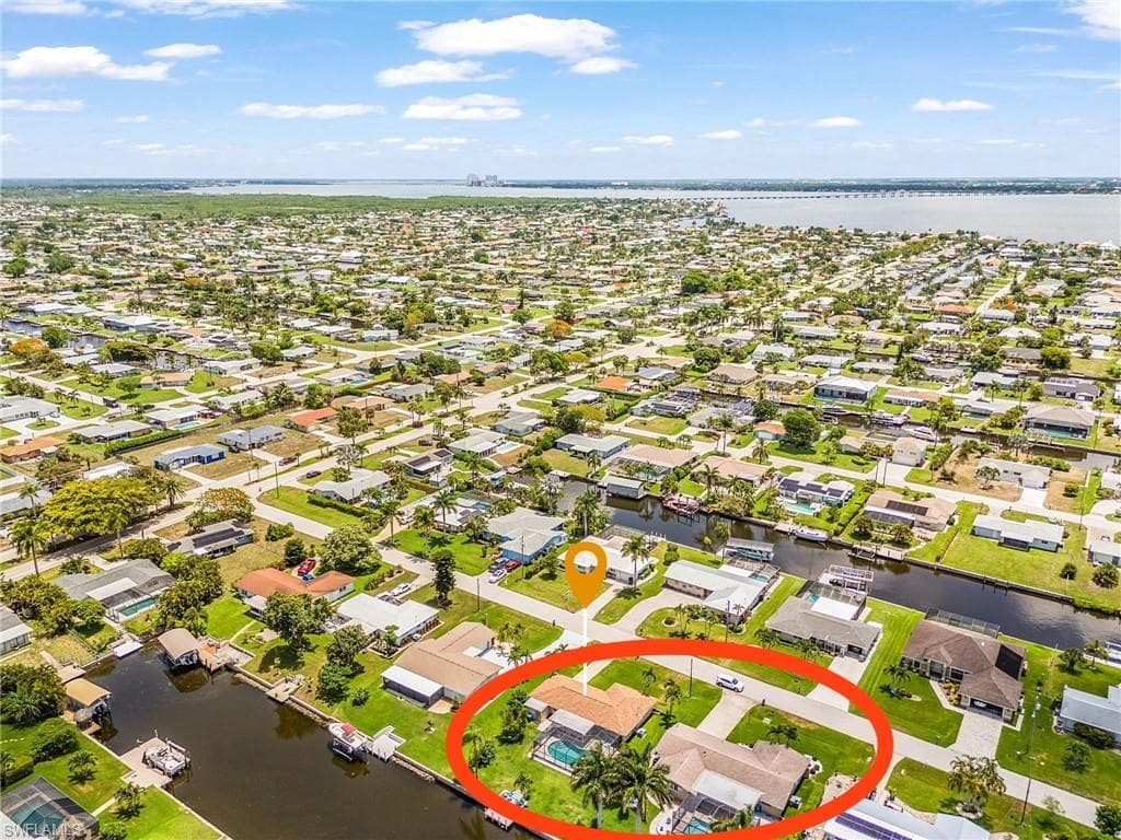 3022 SE 17th PL CAPE CORAL, FL 33904
