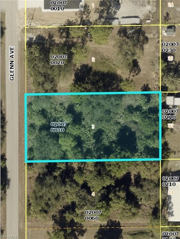 418 Glenn AVE LEHIGH ACRES, FL 33972