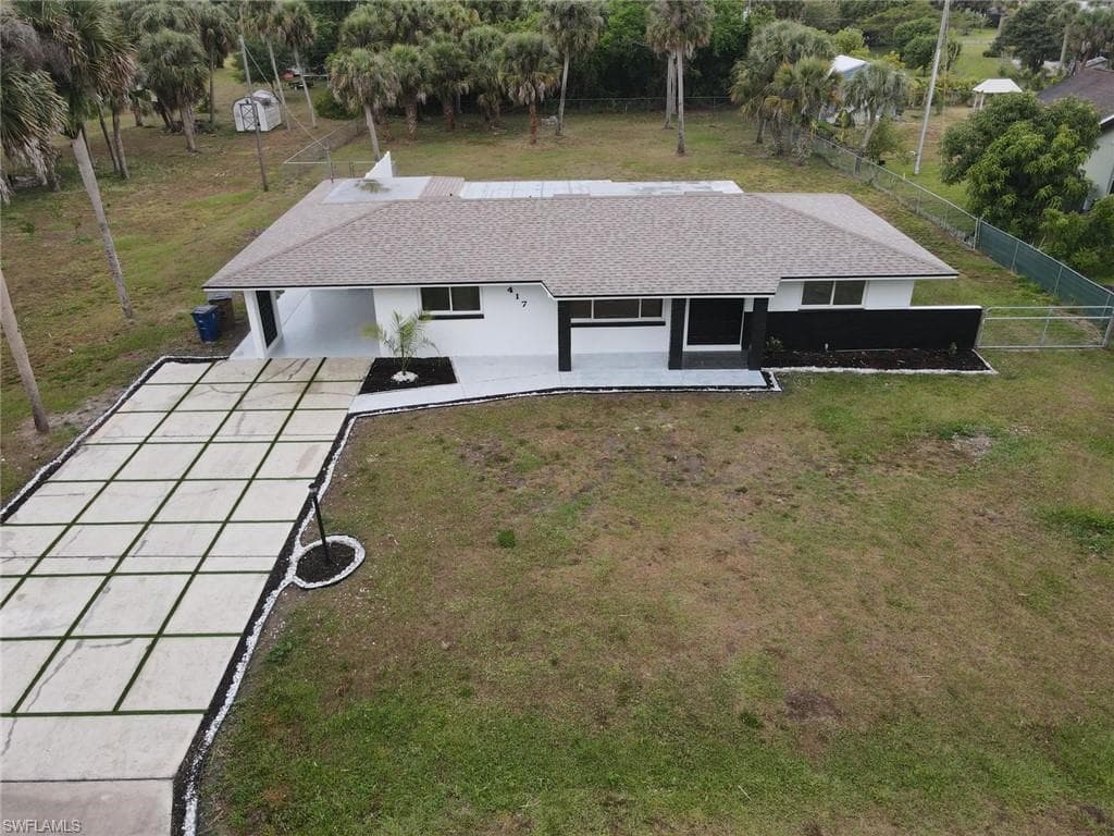 417 Roosevelt AVE LEHIGH ACRES, FL 33936