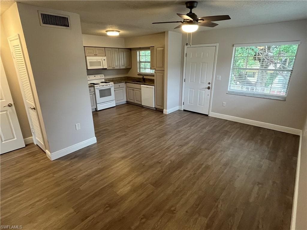 3325 Airport RD N B8 NAPLES, FL 34105