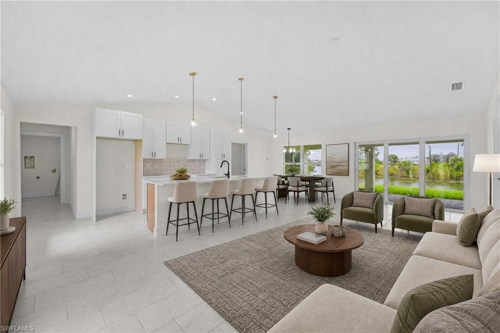 4402 NE 14th PL CAPE CORAL, FL 33909
