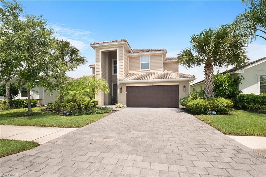2284 Dancy ST NAPLES, FL 34120