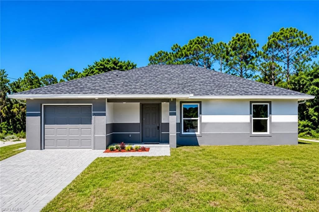 2909 15th ST SW LEHIGH ACRES, FL 33976