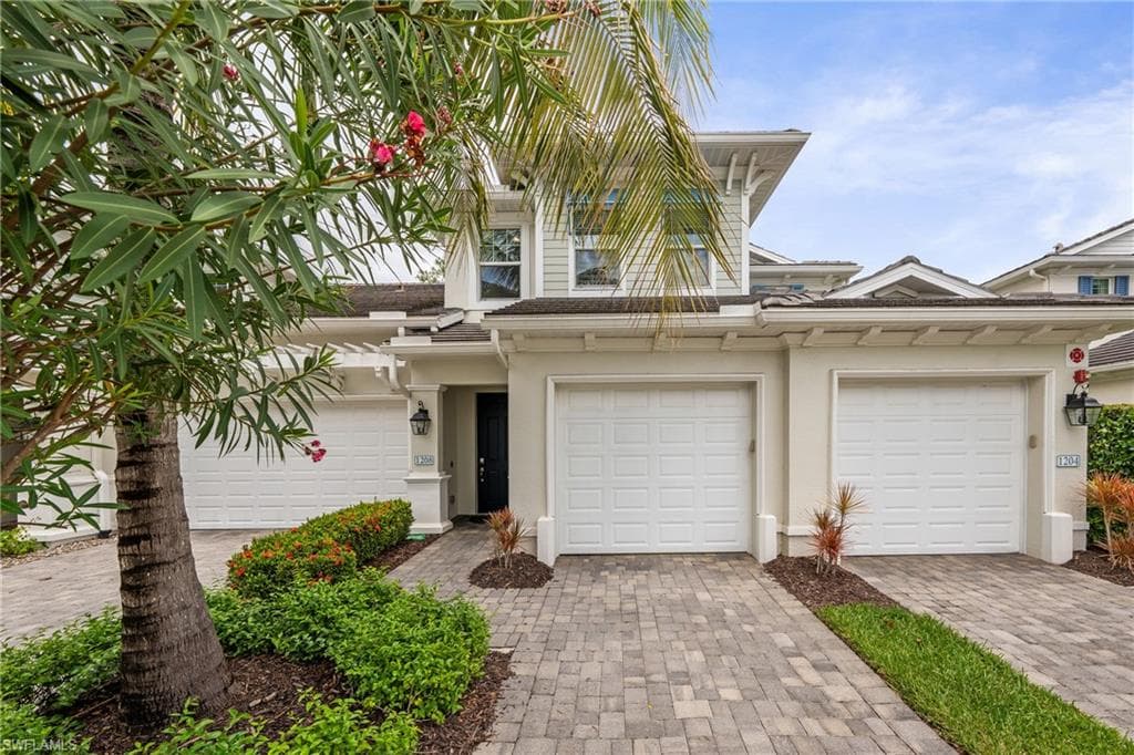 6981 Avalon CIR 1208 NAPLES, FL 34112