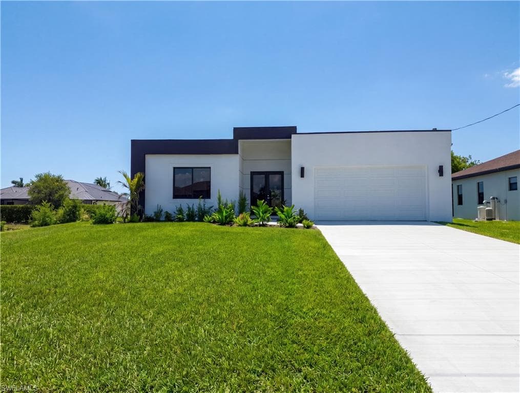 2726 NW 41st PL CAPE CORAL, FL 33993
