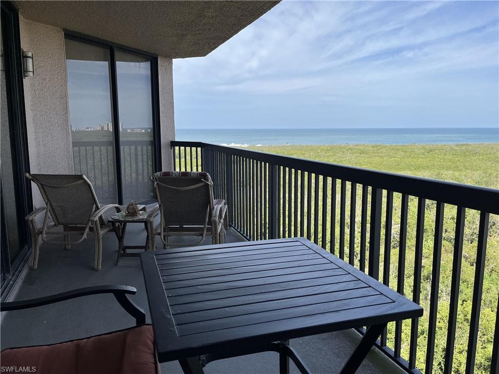 6075 Pelican Bay BLVD 1204 NAPLES, FL 34108