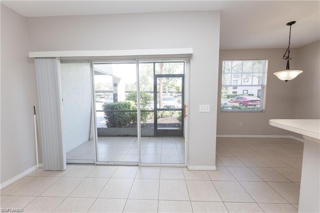7975 Preserve CIR 1013 NAPLES, FL 34119