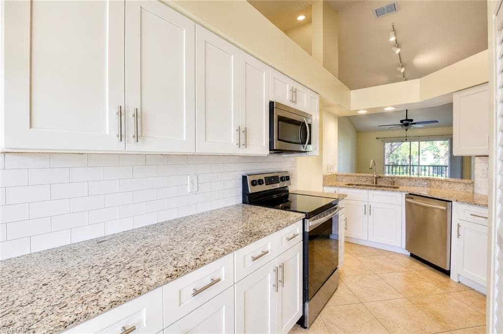 169 Grand Oaks WAY N204 NAPLES, FL 34110
