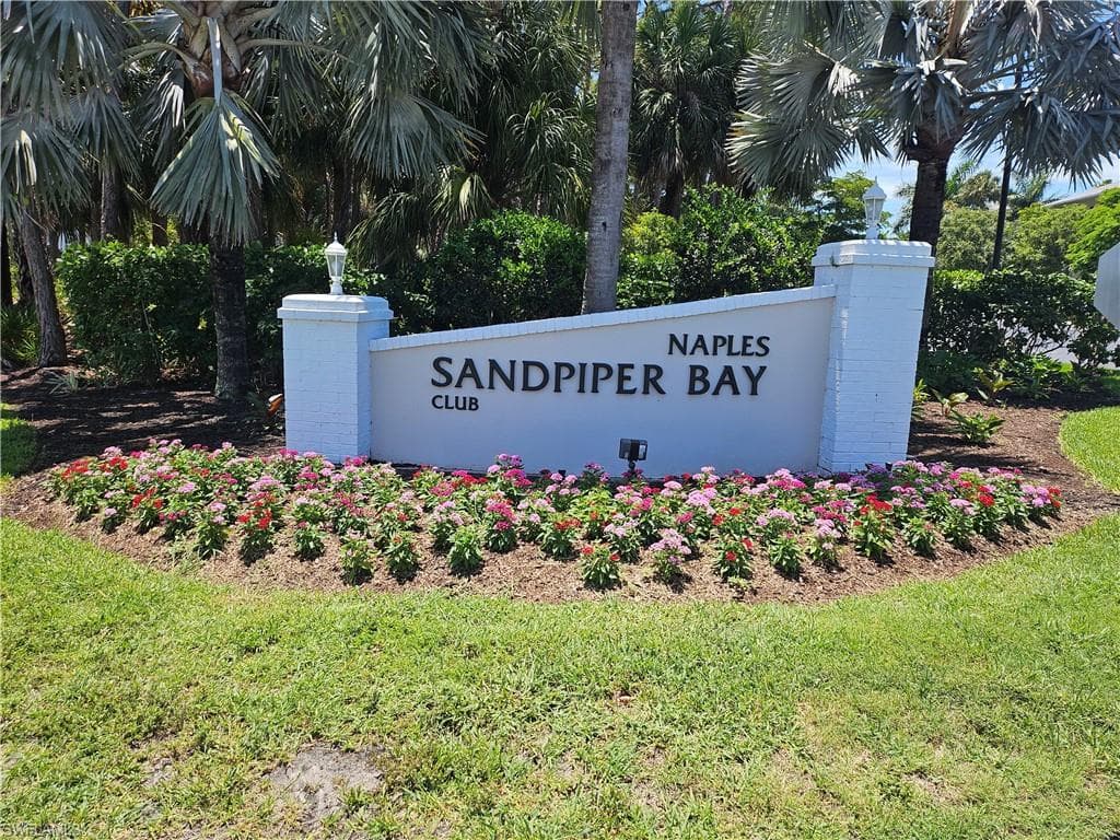 3001 Sandpiper Bay CIR B202 NAPLES, FL 34112