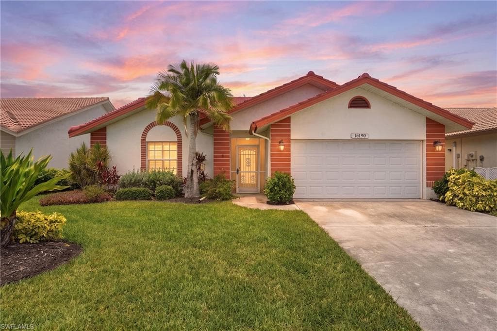 16190 Kelly Woods DR FORT MYERS, FL 33908