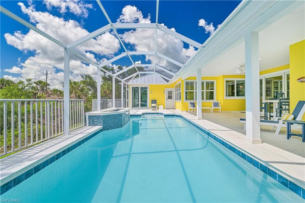 335 Cowry CT SANIBEL, FL 33957