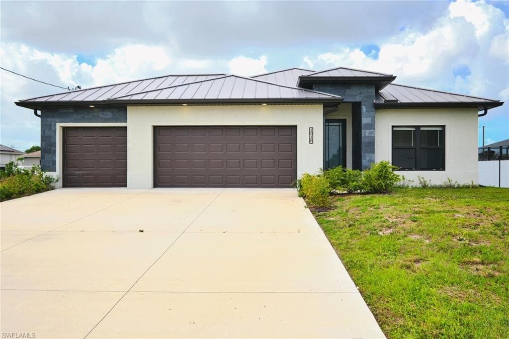 1918 SW 1st ST CAPE CORAL, FL 33991