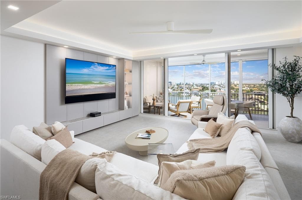 410 Flagship DR 903 NAPLES, FL 34108