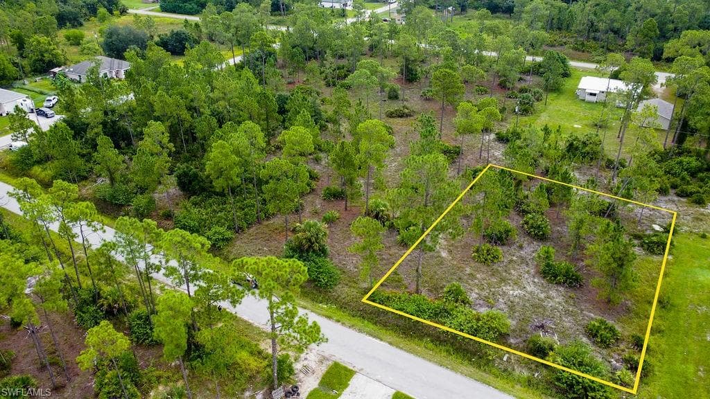1222 North AVE LEHIGH ACRES, FL 33972
