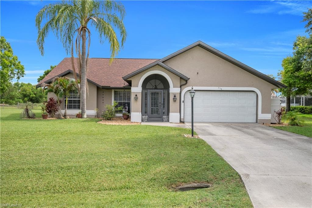 538 Whispering Wind BEND LEHIGH ACRES, FL 33974